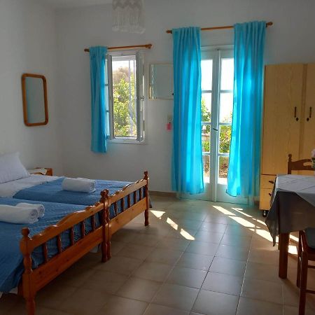 Jenny Apartments Karlovassi Bagian luar foto