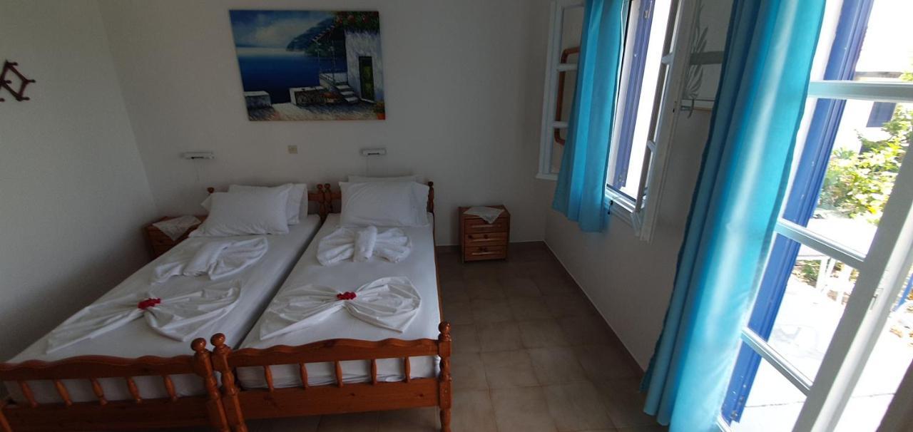 Jenny Apartments Karlovassi Bagian luar foto