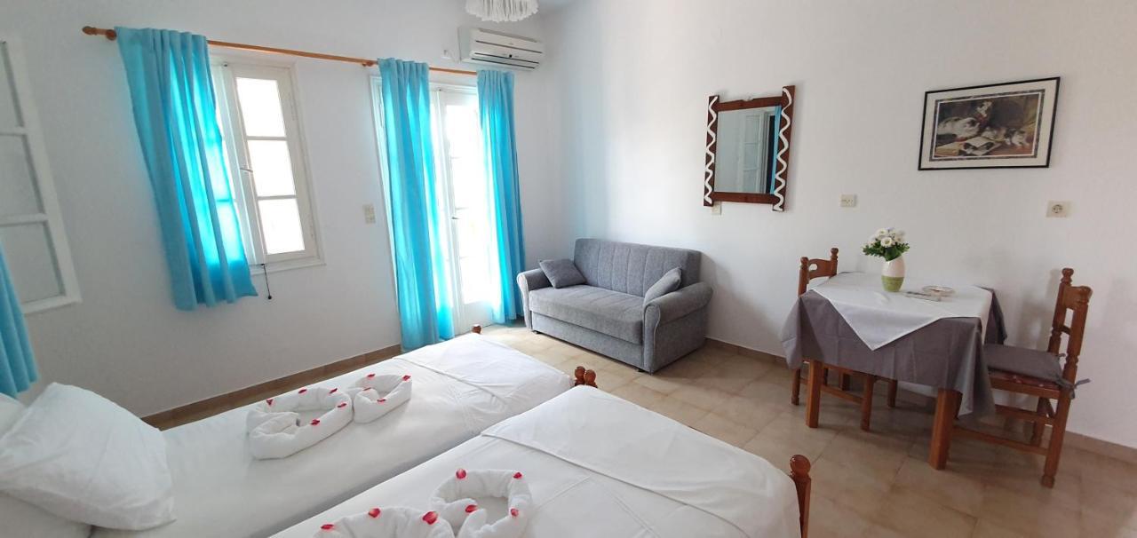 Jenny Apartments Karlovassi Bagian luar foto