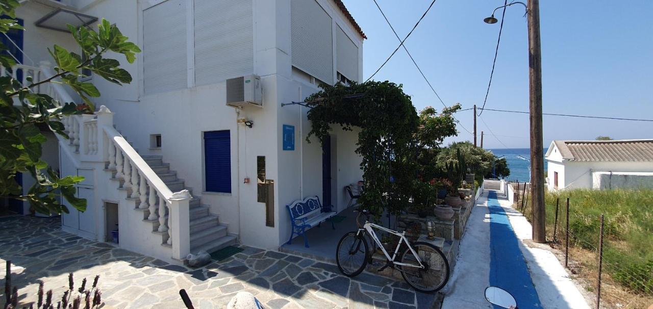 Jenny Apartments Karlovassi Bagian luar foto