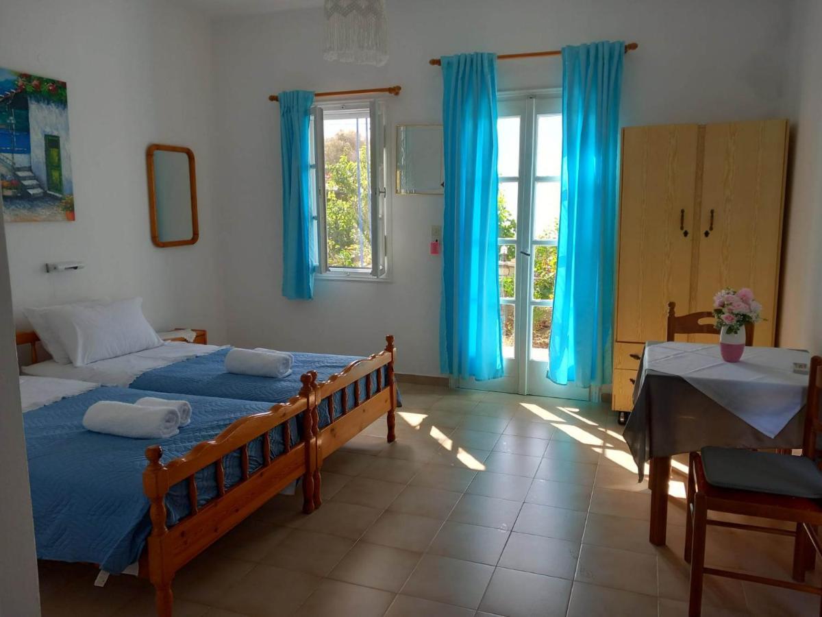 Jenny Apartments Karlovassi Bagian luar foto